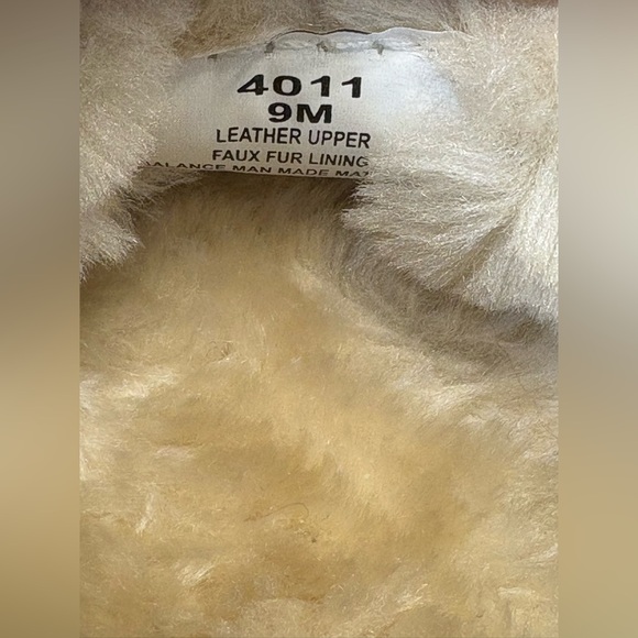 Minnetonka Women's Cally Slipper 9 🤎 - Picture 8 of 8